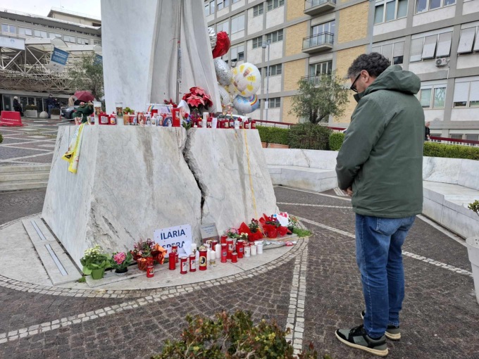 “Per il Papa è l’ora delle speranza contro ogni speranza…”