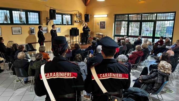 Truffe, i Carabinieri incontrano gli anziani del Quarticciolo