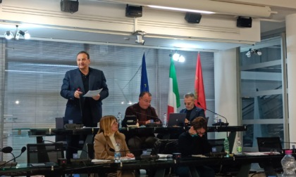 Decentramento amministrativo in localita' Aranova