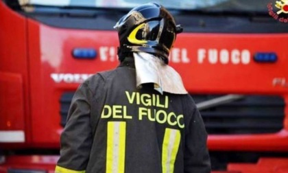 Fiamme nella mensa dell'Ospedale San Giovanni, frigoriferi a fuoco