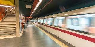 Scappa nei tunnel della metro: denunciato 25enne a Barberini