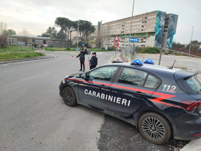 Controlli nel quartiere Corviale, 4 persone denunciate