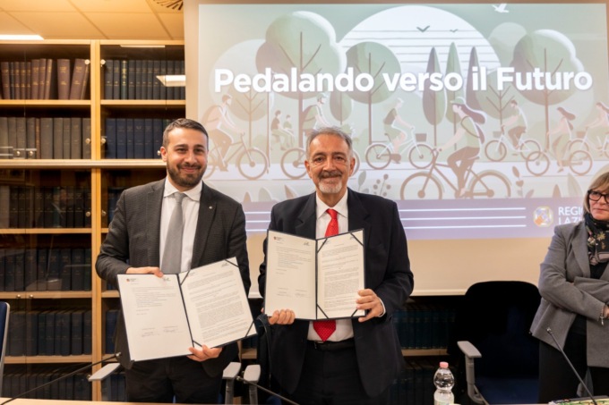 Percorsi verdi e ciclopedonali, firmata l’intesa tra Regione Lazio e Anci Lazio 