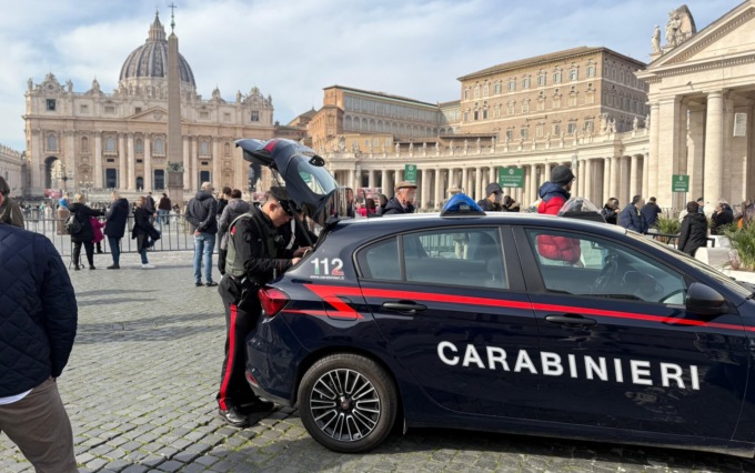 Spaccio di droga e abusivi, i controlli a San Pietro