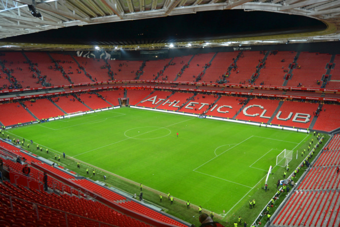 Scontri violenti prima e dopo Athletic Bilbao-Roma: 4 tifosi giallorossi arrestati