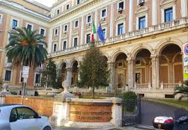 Manomesse panchine anti-clochard,  in azione i “Robin Hood” della Capitale