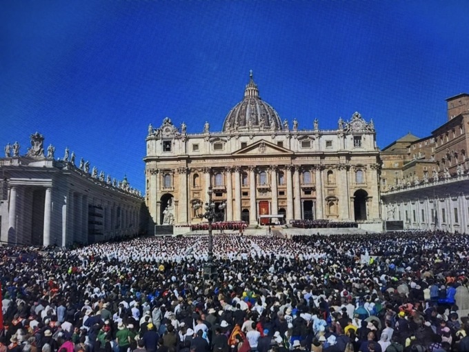A San Pietro i funerali di Papa Francesco
