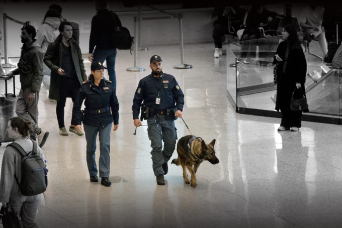 Tentava l’ennesimo furto in aeroporto, arrestato borseggiatore
