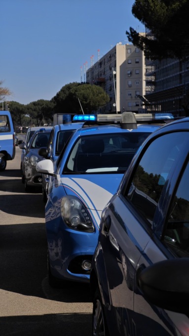 Blitz antidroga al Quarticciolo, nove arresti