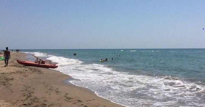Santi Pietro e Paolo, tutti al mare per sfuggire all’afa