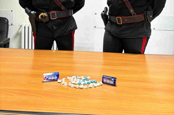 Spaccio di droga, arrestato un uomo