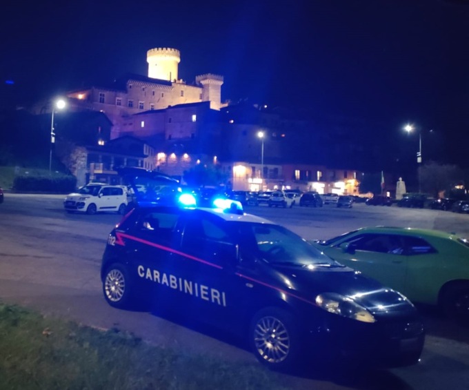 Tenta di rapinare un tassista, arrestato 32enne spagnolo in piazzale Ostiense
