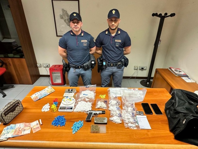 Droga nascosta all’interno del clacson dell’auto