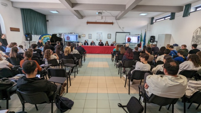 Agone di traduzione dal Greco: vince Dora Grumetto (Liceo D.Alighieri di Roma)