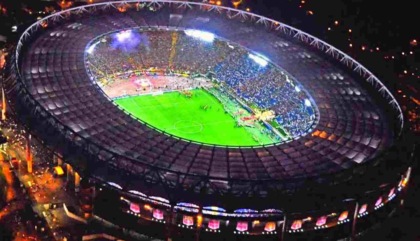 Il derby tra Lazio e Roma domenica 21 settembre alle 12.30