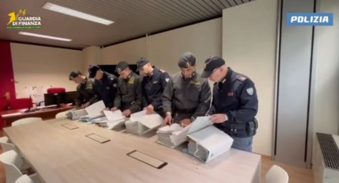 Truffa e riciclaggio all’estero: sequestrati 5 milioni di beni
