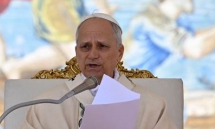 Il Sindaco e la città rendono omaggio a Papa Leone XIV