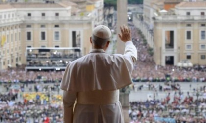 Papa Leone XIV al Regina Coeli: "Mai più la guerra!"