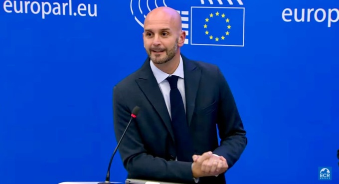 Europa, via libera al regolamento emissioni di carbonio. Procaccini: “Un passo avanti di buon senso”