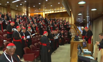 Conclave: "Ci sarà unità". Confronto su abusi sessuali e scandali finanziari