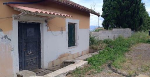 Partorisce nel bagno e poi getta il bambino nel water, arrestata una donna