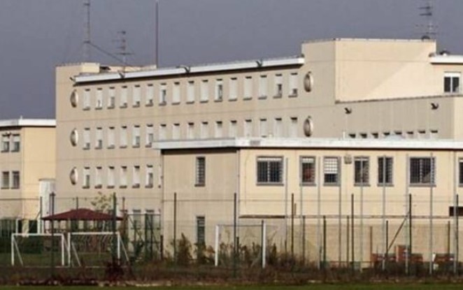 Nuova aggressione in carcere, feriti due agenti della polizia penitenziaria