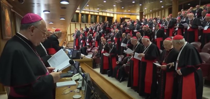 Conto alla rovescia per il Conclave, i cardinali cercano l’intesa