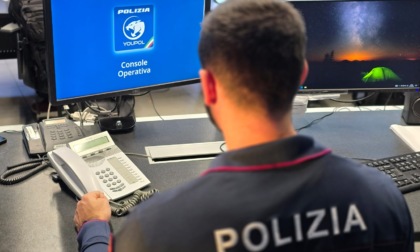 Festa “vietata” ai domiciliari, il brindisi finisce con l’arresto