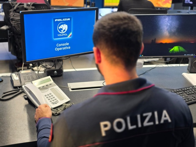 Festa “vietata” ai domiciliari, il brindisi finisce con l’arresto