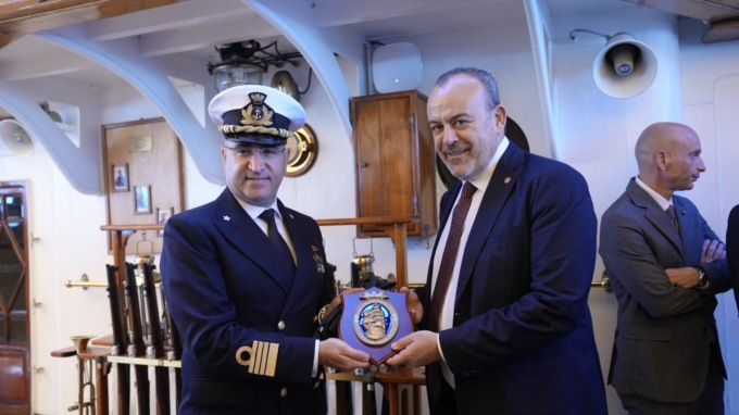 Civitavecchia accoglie la nave Amerigo Vespucci, simbolo di eccellenza e tradizione italiana