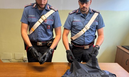 Pistola, munizioni e droga a Tor Bella Monaca