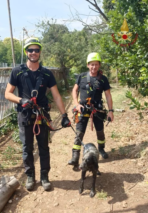 Doppio salvataggio dei Vigili del Fuoco nel fossato del Forte