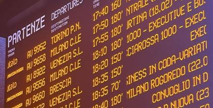 Travolto e ucciso dal treno alla stazione Ostiense