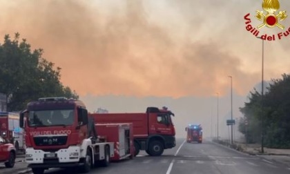 Incendio nel parco delle Valli