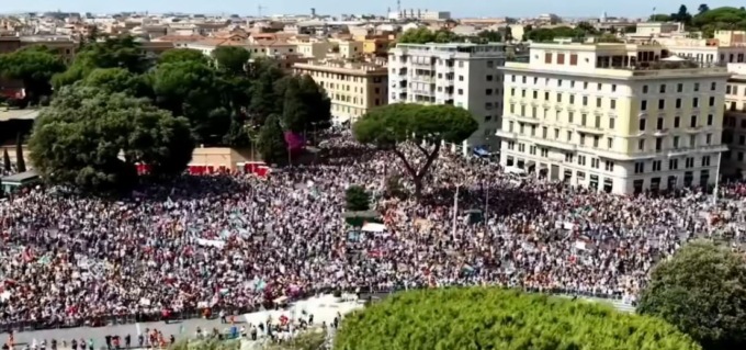 Migliaia di persone alla manifestazione pro Gaza