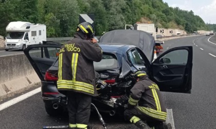 Incidente sull’A1: tre veicoli coinvolti, un ferito grave estratto dalle lamiere