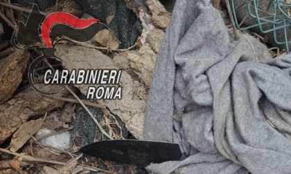L'omicidio di Fregene, diffuse le immagini dei reperti trovati dai Carabinieri