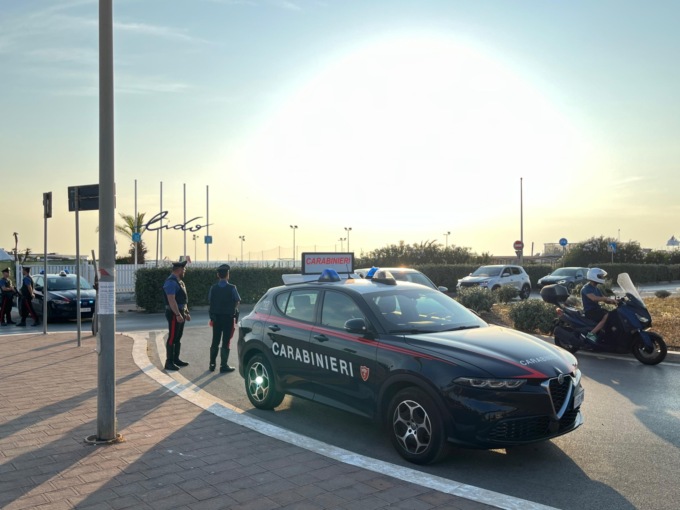 Estate sicura, arresti per evasione, rapina e chiusura di attività irregolare
