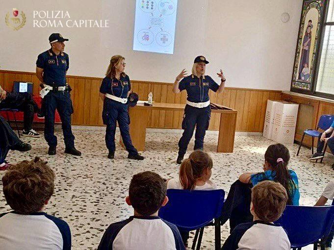 A lezione di sicurezza stradale con la Polizia Locale nelle scuole V Municipio