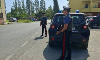 Sorpresi a trasportare illecitamente rifiuti, due denunciati