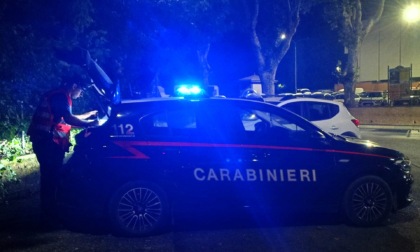 Esplode bomba carta in via Gramsci