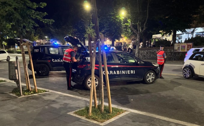 Furto di capi d’abbigliamento, arrestata una coppia