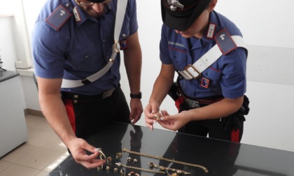 Furto e aggressione a carabiniere, arrestato un 18enne