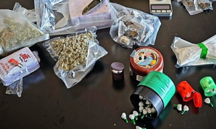 Scoperto laboratorio della droga in casa, arrestato un 31enne