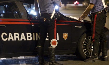 Uccide a bottigliate l'amico, arrestato