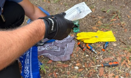 Tentano furto con chiave clonata: arrestati in tre grazie ai residenti