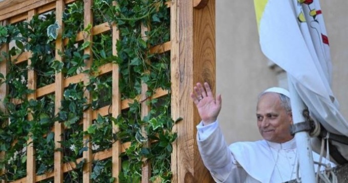 Il Papa è arrivato a Castel Gandolfo: “E’ un piacere essere qui'”