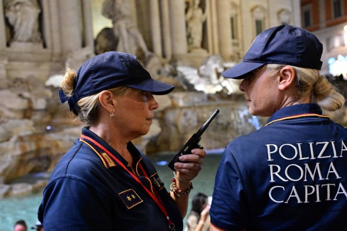 Oltre 600 violazioni, patenti ritirate e una denuncia per patente falsa