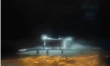 Si ferisce sulla barca, salvato dalla Guardia Costiera