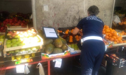 Sequestrate oltre 2 tonnellate di frutta e verdura in zona Ottavia
